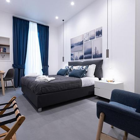 Tito'S Rooms Неаполь Экстерьер фото